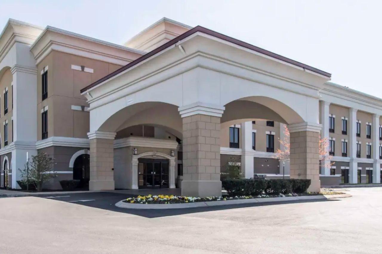 סמירנה Comfort Suites מראה חיצוני תמונה