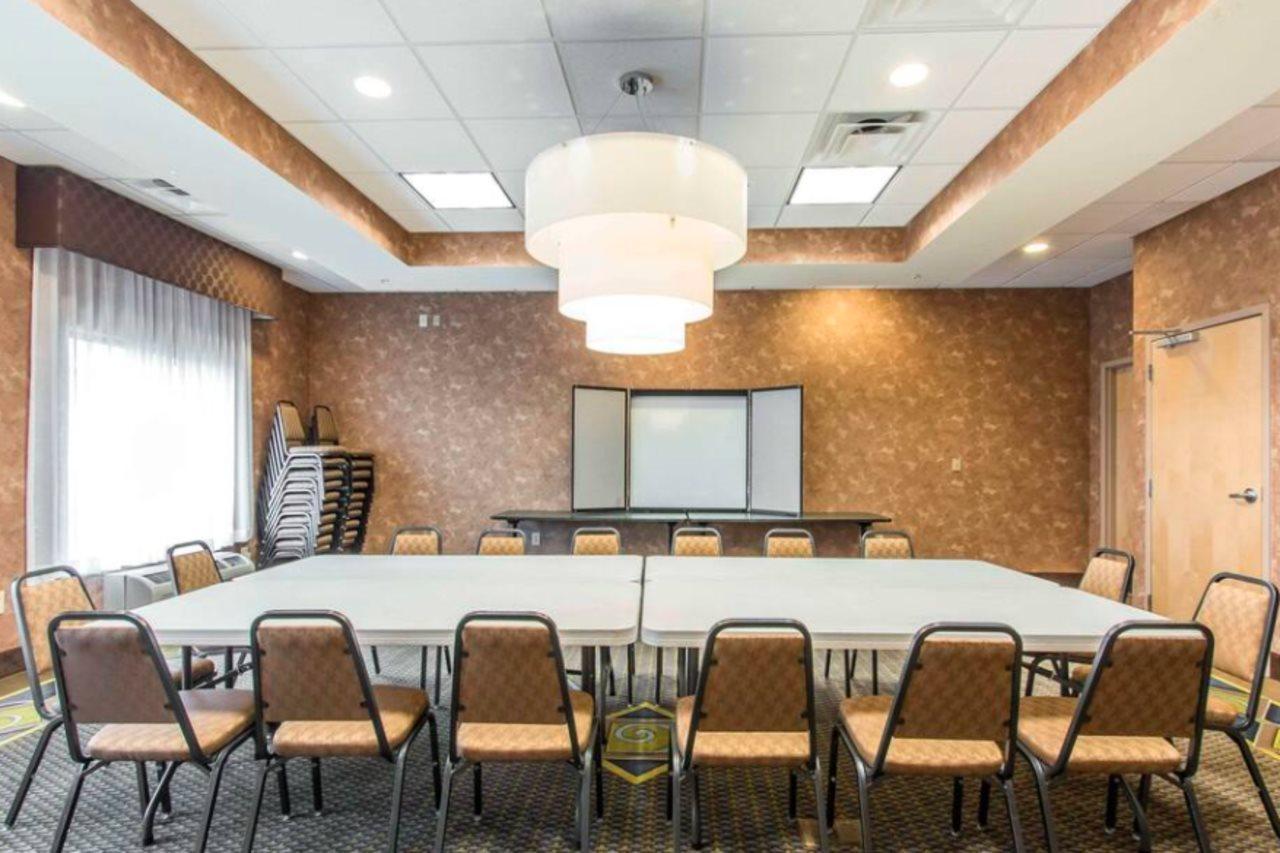 סמירנה Comfort Suites מראה חיצוני תמונה