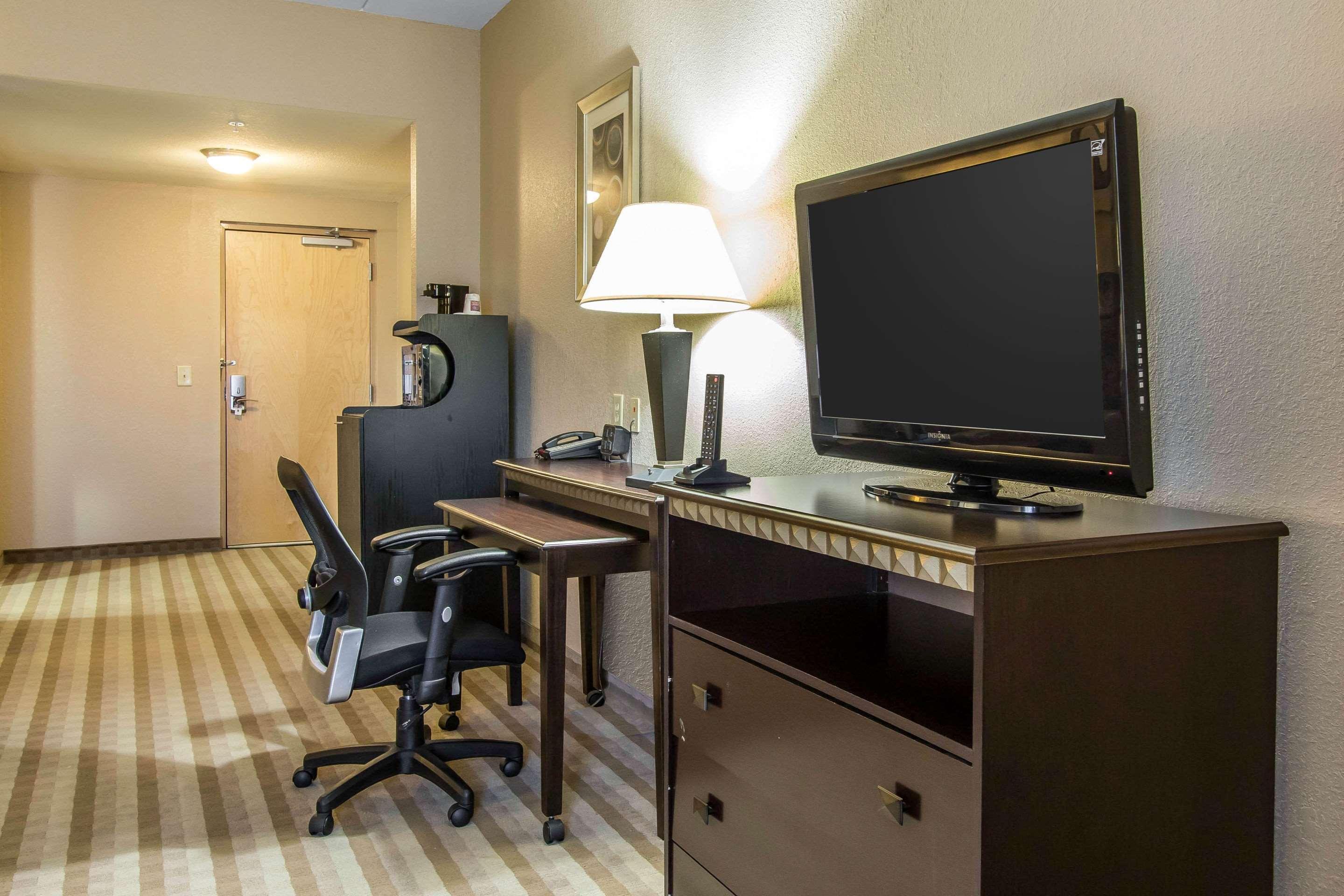 סמירנה Comfort Suites מראה חיצוני תמונה