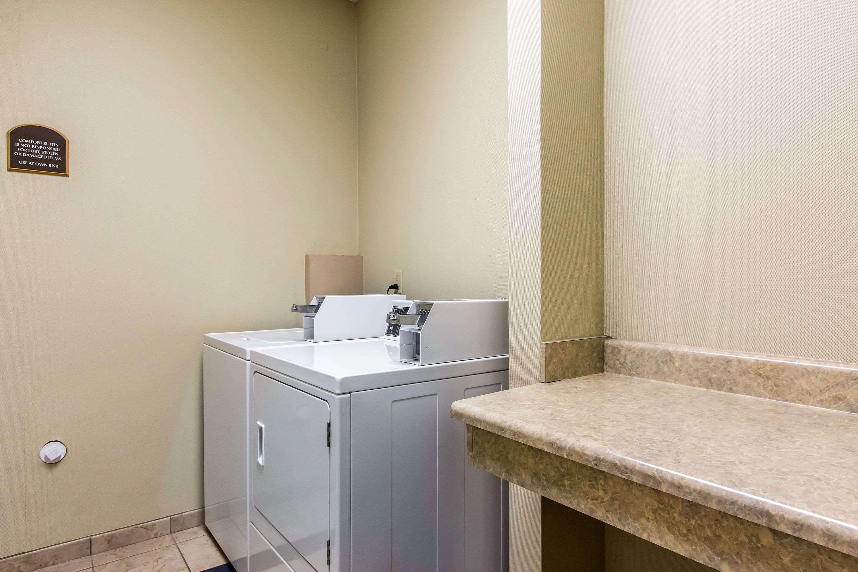 סמירנה Comfort Suites מראה חיצוני תמונה