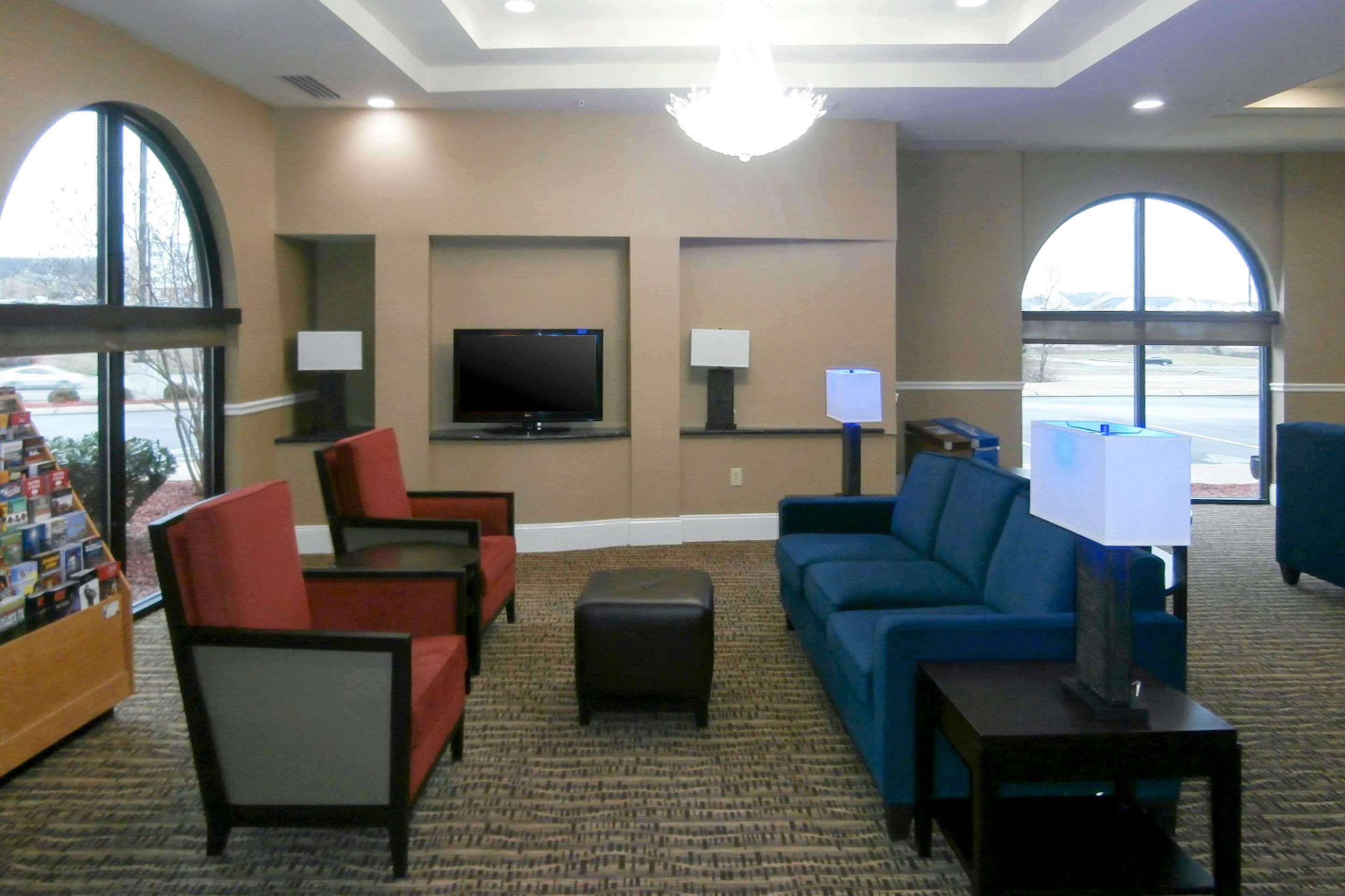 סמירנה Comfort Suites מראה חיצוני תמונה