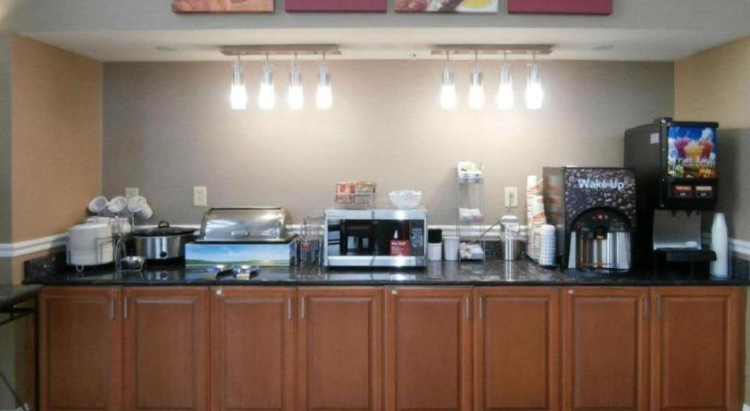 סמירנה Comfort Suites מראה חיצוני תמונה