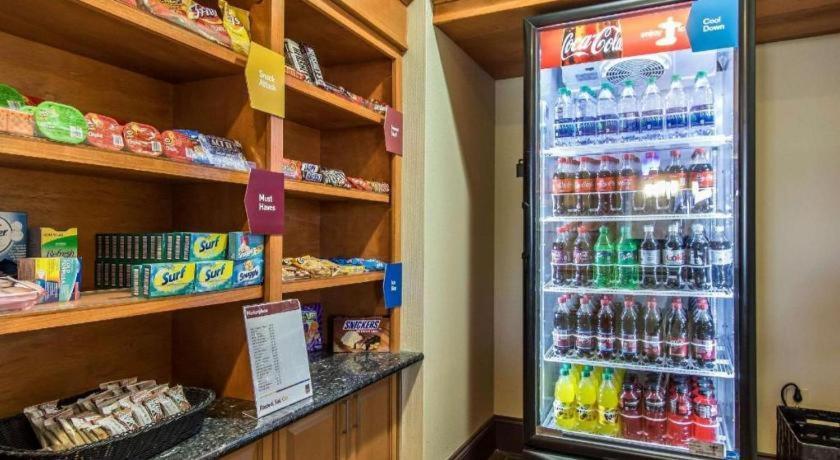 סמירנה Comfort Suites מראה חיצוני תמונה